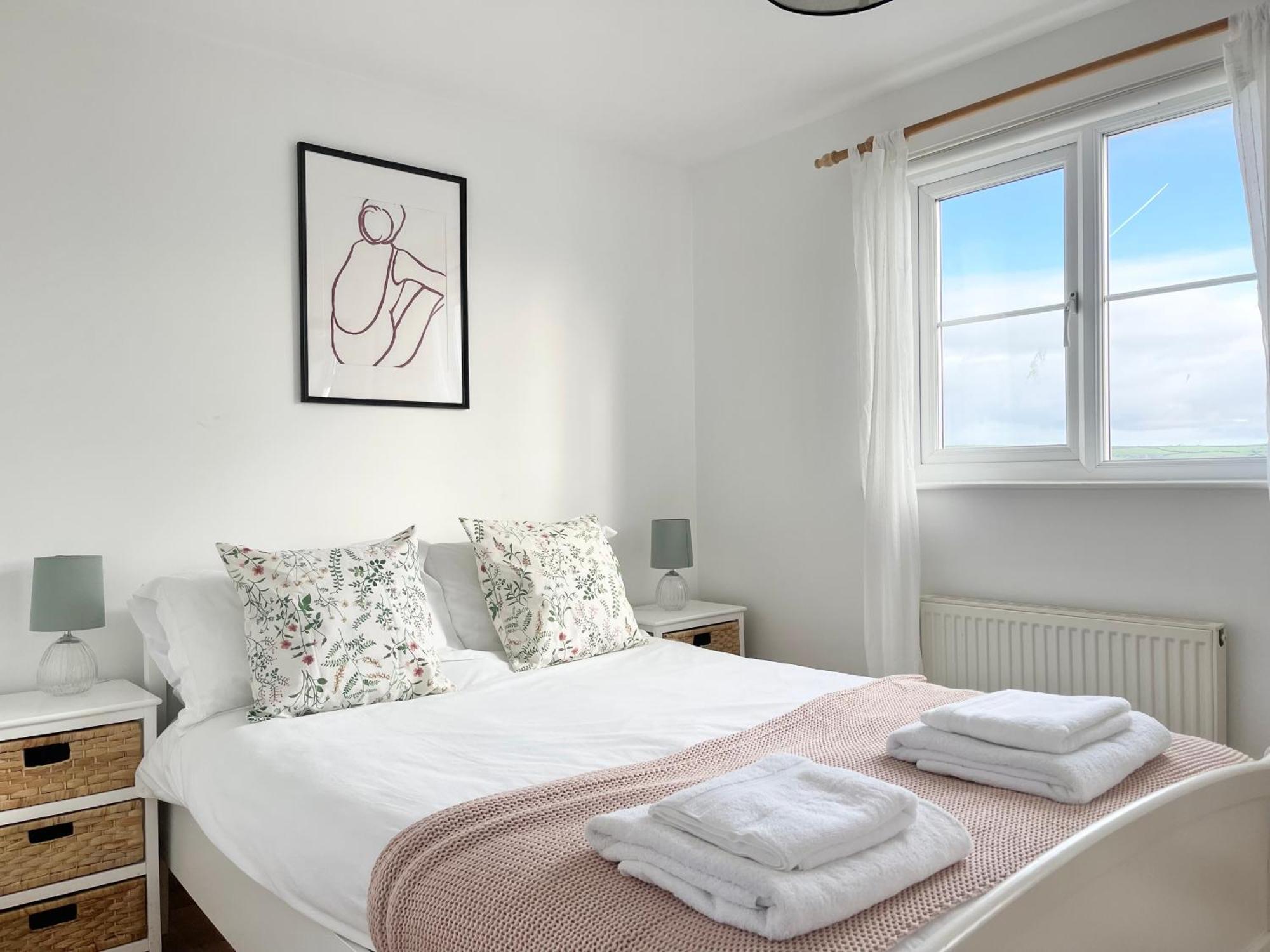 Spacious Home Sleeps 6 Short Walk To Port Isaac Village & Stunning Views Exterior photo