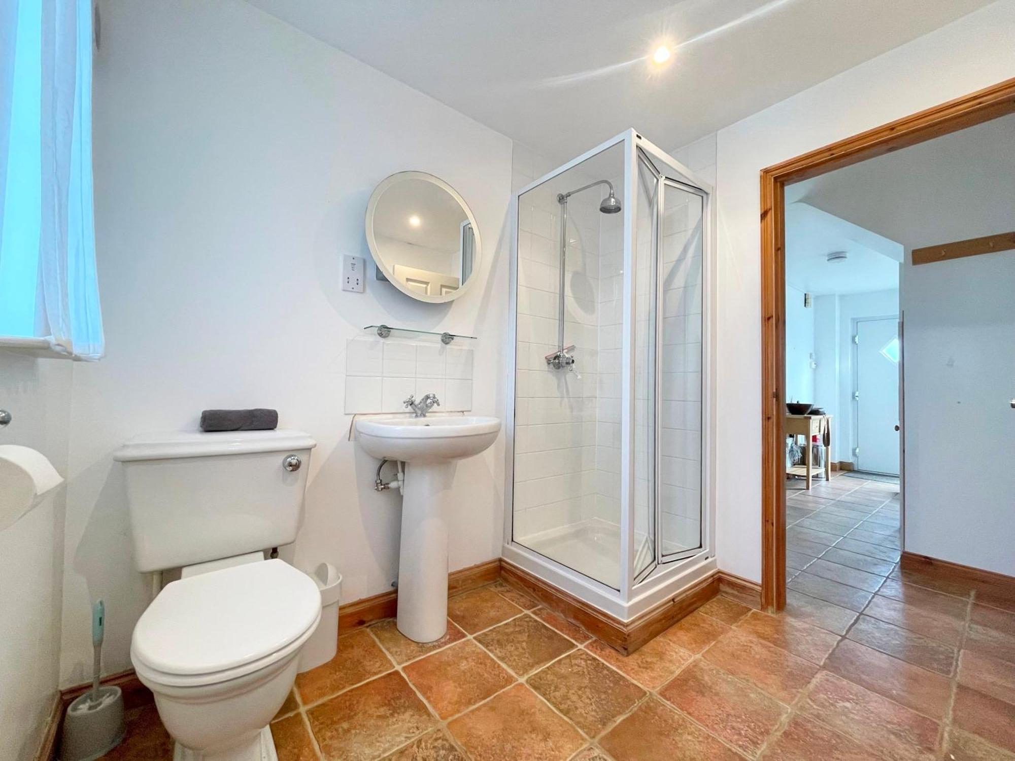 Spacious Home Sleeps 6 Short Walk To Port Isaac Village & Stunning Views Exterior photo
