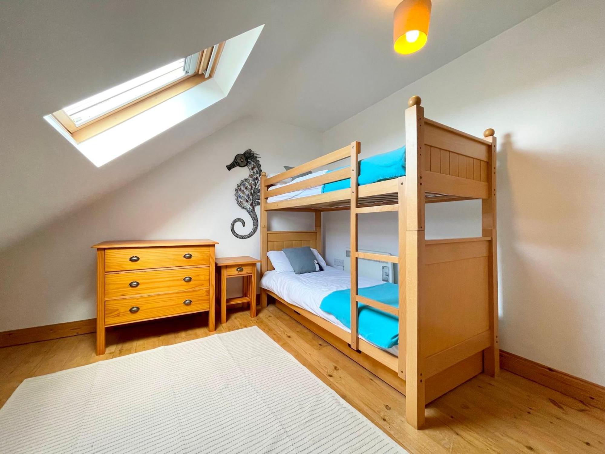 Spacious Home Sleeps 6 Short Walk To Port Isaac Village & Stunning Views Exterior photo