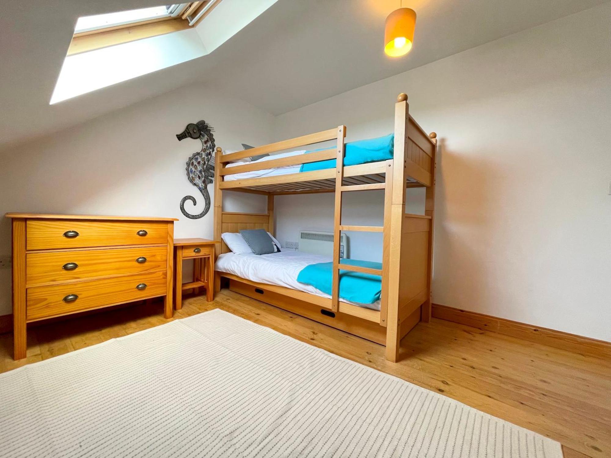 Spacious Home Sleeps 6 Short Walk To Port Isaac Village & Stunning Views Exterior photo